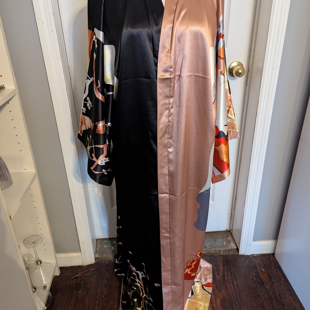 Elegant Multicolor Satin Women's Robe - Picture 2 of 4